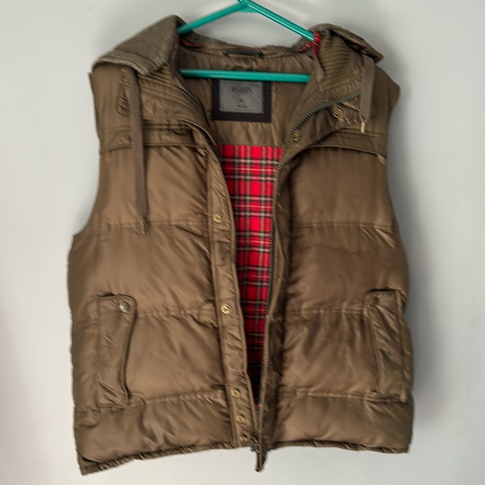 Onassis Men’s Green/Red Plaid Hooded Puffer Vest Size XL